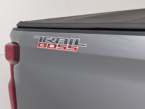 Used 2021 Chevrolet Silverado 1500 LT Trail Boss w/ Bed Protection Package AWD/4WD image 37
