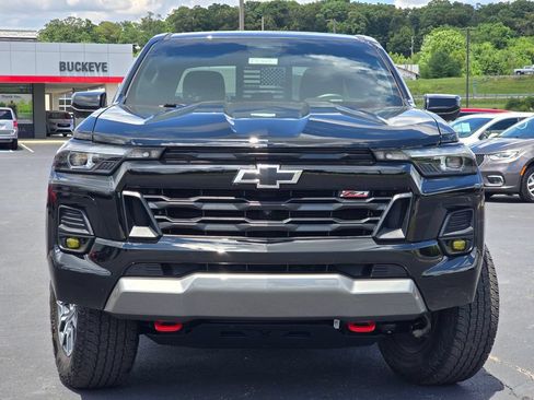 Used 2024 Chevrolet Colorado Z71 w/ Z71 Convenience Package 2 AWD/4WD image 3