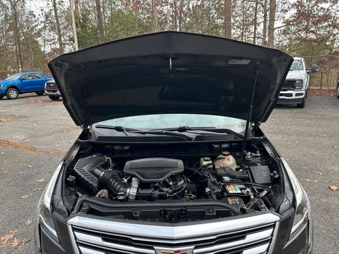 Used 2017 Cadillac XT5 Luxury w/ Driver Awareness Package image 13