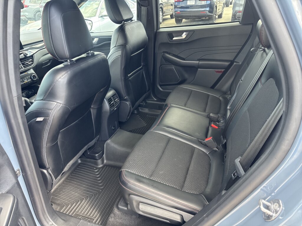Used 2024 Ford Escape ST-Line AWD/4WD image 8