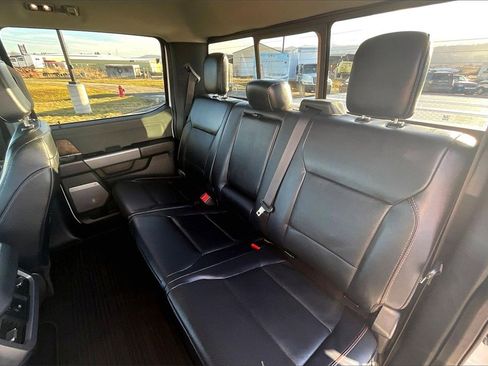 Used 2023 Ford F350 Lariat w/ Chrome Package image 27