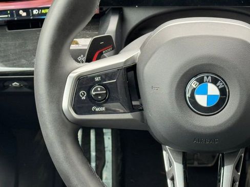 Used 2024 BMW 540i xDrive w/ Premium Package image 21