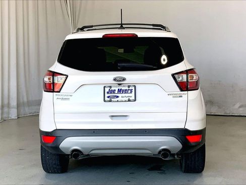 Used 2018 Ford Escape Titanium w/ Ford Safe & Smart Package AWD/4WD image 4