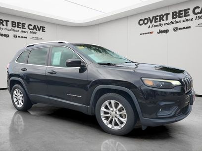 Used 2019 Jeep Cherokee Latitude w/ Popular Appearance Group