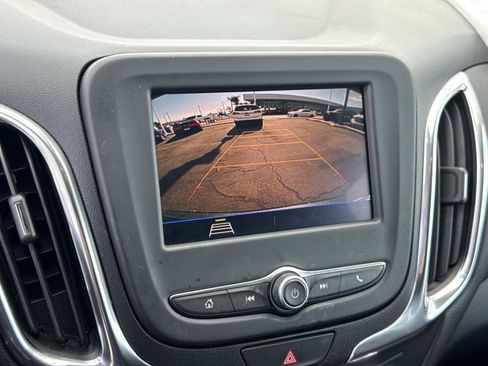 Used 2020 Chevrolet Equinox LT FWD image 18