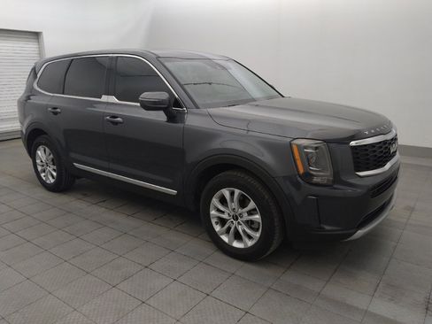 Used 2022 Kia Telluride LX FWD image 11