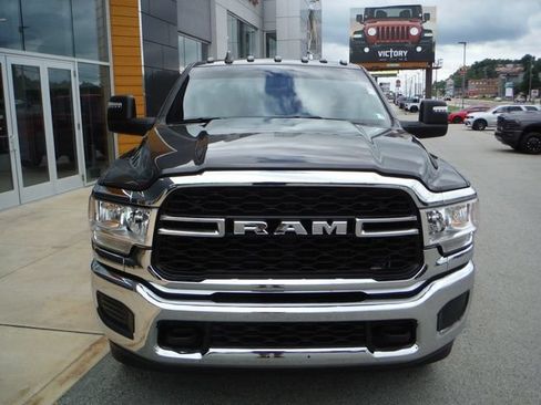 Certified 2024 RAM 2500 Tradesman w/ Chrome Appearance Group AWD/4WD image 12