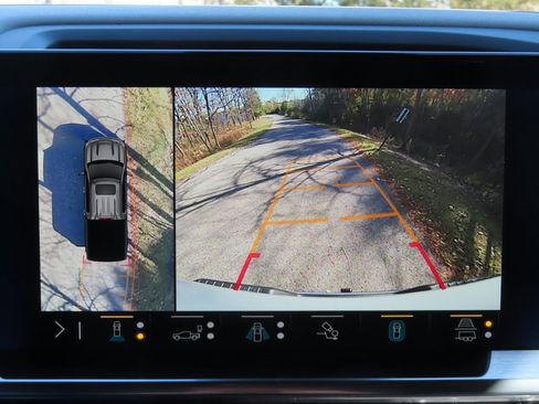 Certified 2023 Chevrolet Silverado 1500 LTZ w/ LTZ Convenience Package II image 7