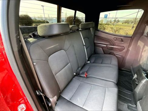 Used 2023 Chevrolet Colorado Trail Boss AWD/4WD image 20