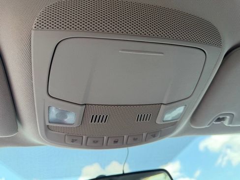 Used 2016 Ford Fusion SE w/ Equipment Group 201A FWD image 22