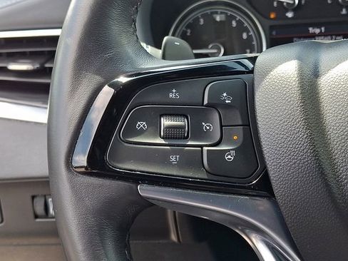 Used 2023 Buick Enclave Essence AWD/4WD image 21