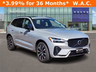 Used 2025 Volvo XC60 B5 Plus image 1