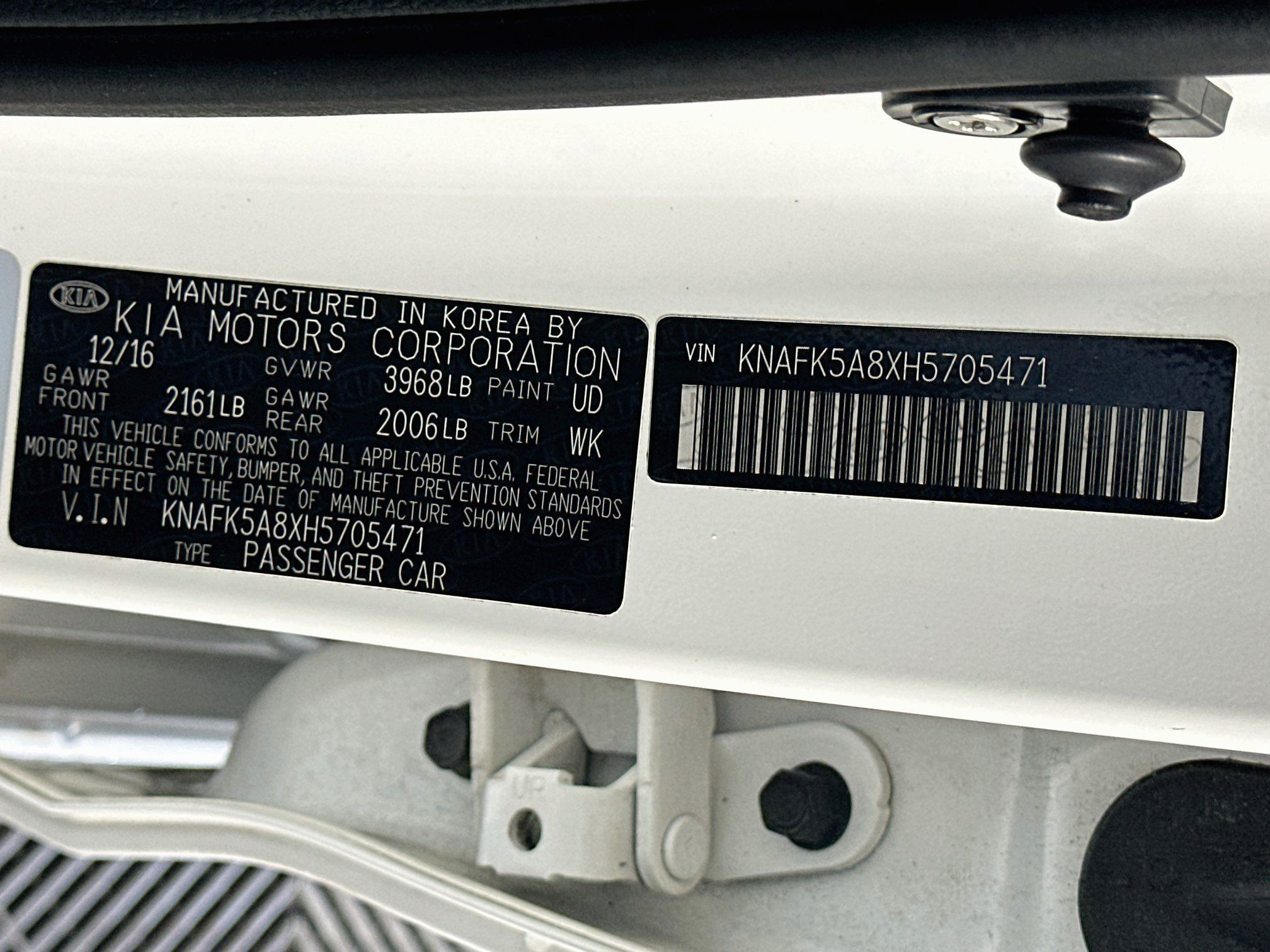Used 2017 Kia Forte LX FWD image 12