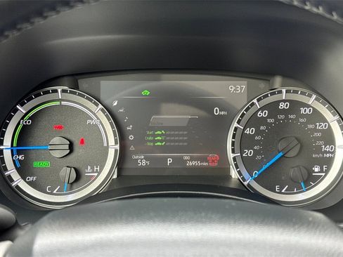 Certified 2025 Toyota Highlander XLE image 24