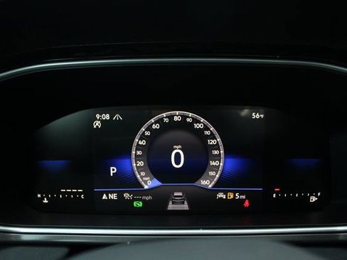 New 2025 Volkswagen Taos SE image 18