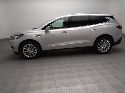 Used 2021 Buick Enclave Essence w/ Sound and Sites Package FWD image 2