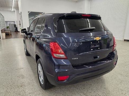 Used 2019 Chevrolet Trax LS FWD image 6