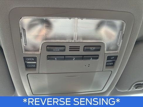 Used 2019 Toyota Highlander Limited image 19