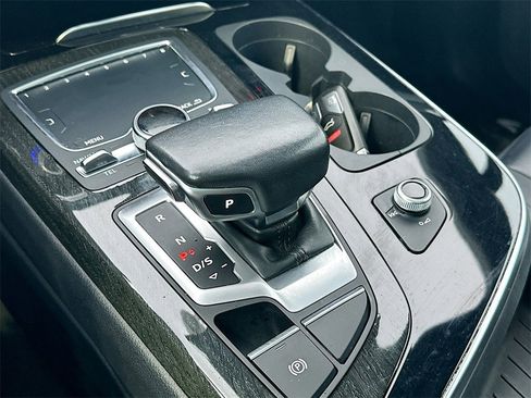 Used 2019 Audi Q7 3.0T Premium w/ Convenience Package image 22