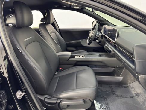Used 2023 Hyundai Ioniq 6 SEL image 14