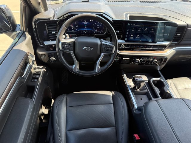 Used 2023 Chevrolet Silverado 1500 RST AWD/4WD image 18