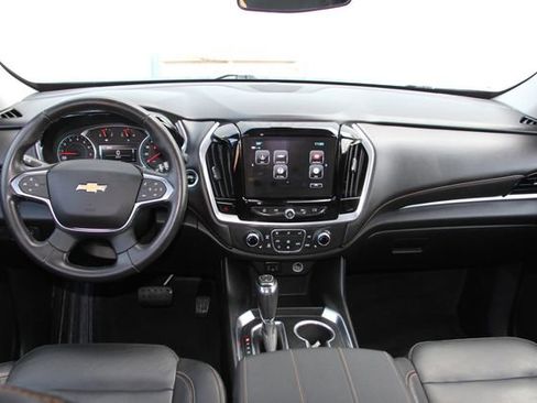 Used 2019 Chevrolet Traverse LT w/ LPO, Floor Liner Package image 30
