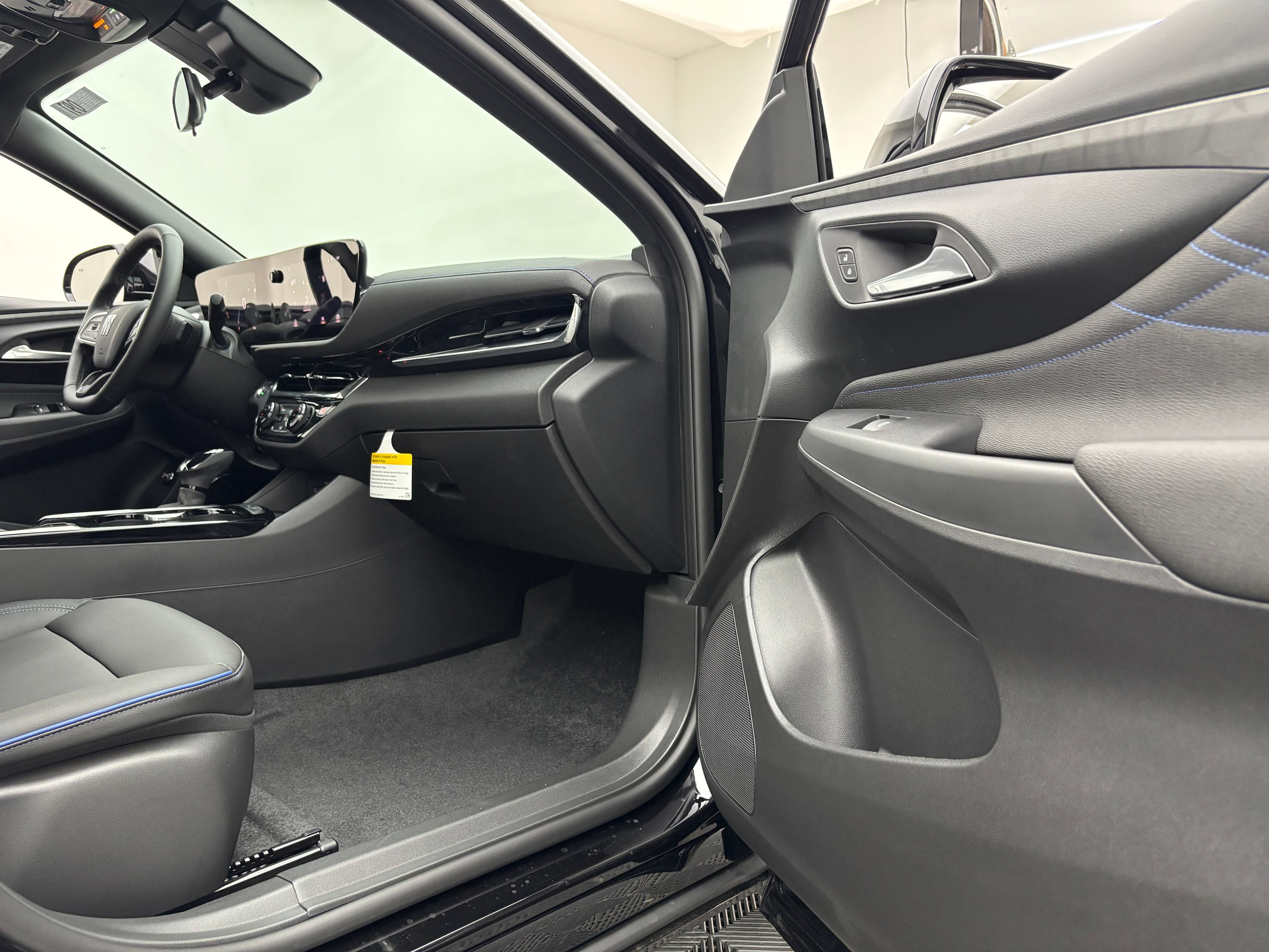 New 2026 Buick Envista Sport Touring w/ Convenience I Package FWD image 30