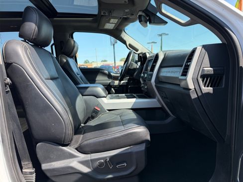 Used 2019 Ford F350 Lariat w/ Lariat Ultimate Package AWD/4WD image 11