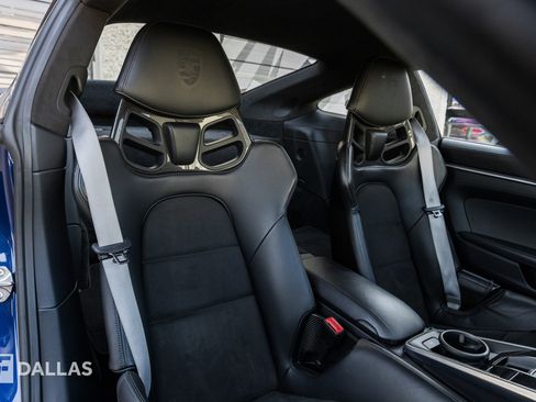 Used 2021 Porsche 911 Turbo image 39