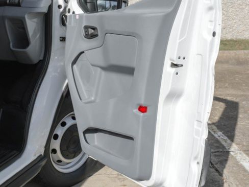 Used 2019 Ford Transit 250 130 Low Roof image 38