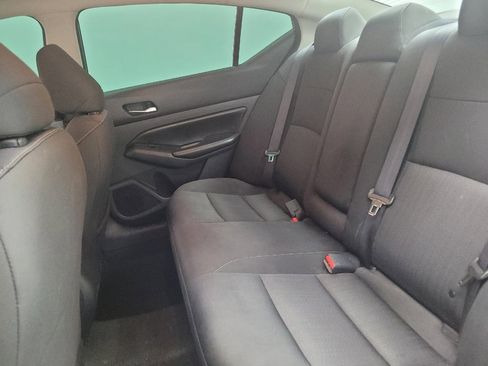 Used 2022 Nissan Altima 2.5 SV FWD image 18