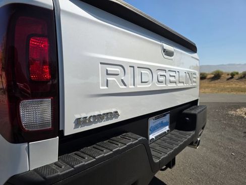 New 2026 Honda Ridgeline RTL image 11