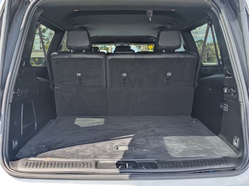 Used 2024 Jeep Wagoneer L Series II image 18