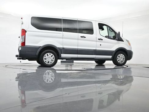 Used 2015 Ford Transit 150 XLT RWD image 37