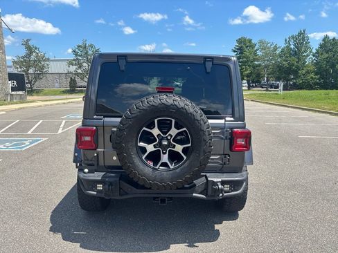 Used 2019 Jeep Wrangler Unlimited Rubicon w/ LED Lighting Group AWD/4WD image 6