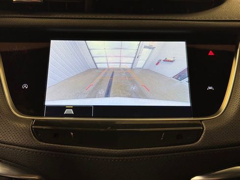 Used 2024 Cadillac XT6 Luxury w/ LPO, Floor Liner Package FWD image 46