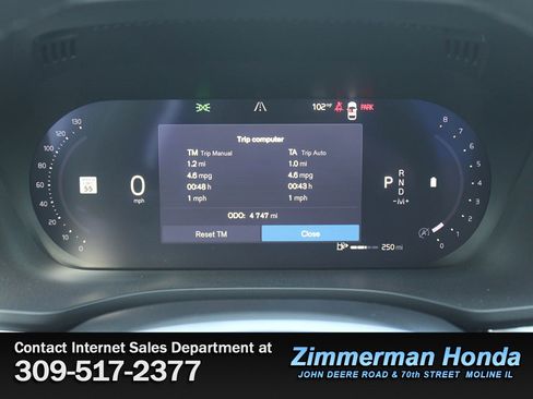 Used 2025 Volvo XC60 B5 Core AWD/4WD image 10