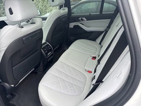 Certified 2023 BMW X5 xDrive40i w/ Executive Package image 16