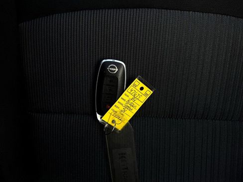 Used 2024 Nissan Sentra SV image 28