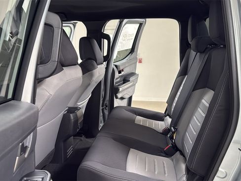 New 2025 Toyota Tacoma TRD Off-Road image 15