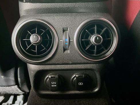 Used 2020 Kia Stinger GT-Line w/ Sun & Sound Package RWD image 19