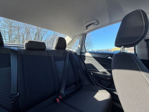 Used 2025 Volkswagen Jetta S image 35