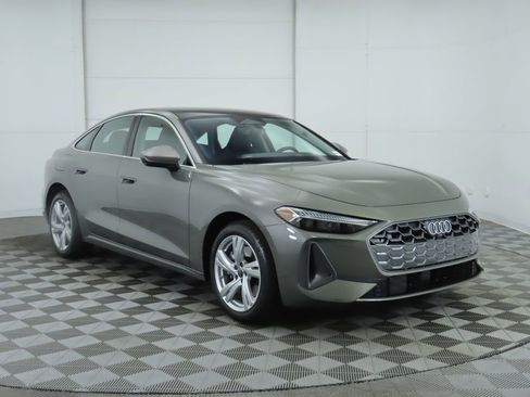 Used 2025 Audi A5 2.0T Premium w/ Premium Plus AWD/4WD image 4