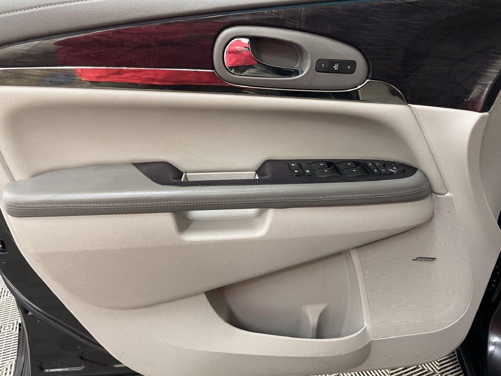 Used 2017 Buick Enclave Premium w/ Experience Buick Package AWD/4WD image 27