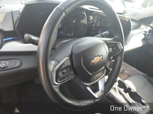 Used 2025 Chevrolet Trax LT w/ Driver Confidence Package FWD image 10