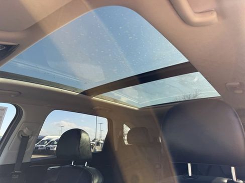 Used 2023 Kia Sorento SX image 20