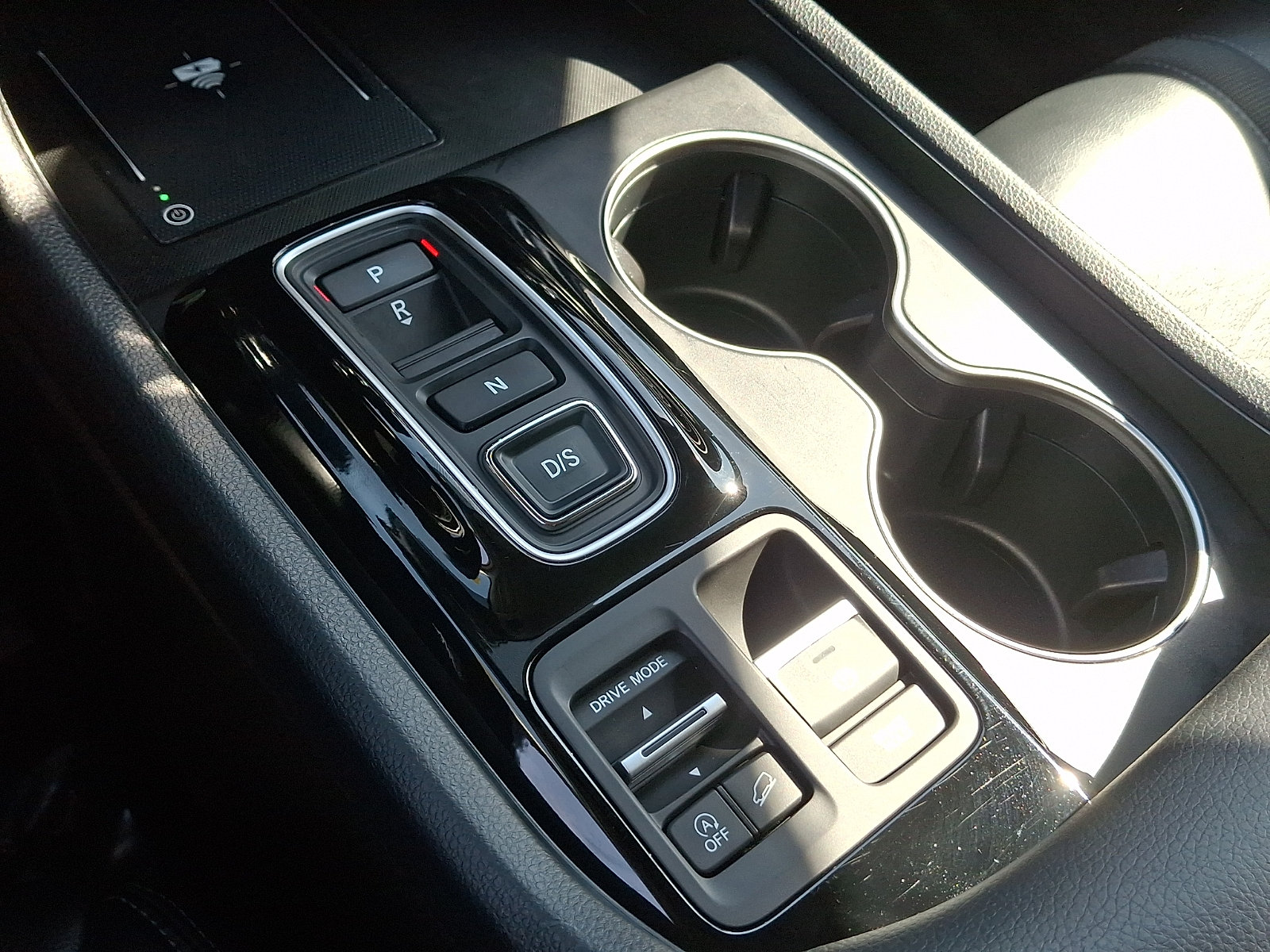 Used 2025 Honda Pilot EX-L image 18