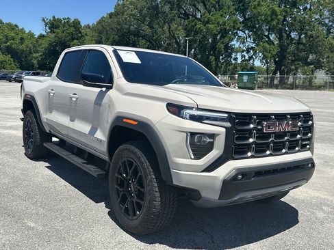 Used 2026 GMC Canyon AT4 w/ AT4 Premium Package AWD/4WD image 2