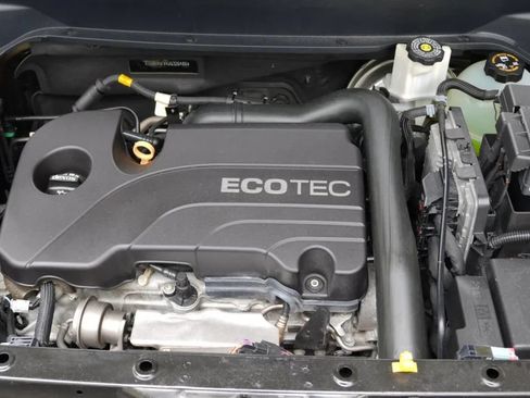 Used 2018 Chevrolet Equinox LS FWD image 15
