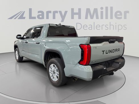 Used 2026 Toyota Tundra SR5 w/ SR5 Convenience Package AWD/4WD image 3